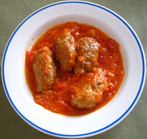 Soutzoukakia, langwerpige gehaktballetjes in tomatensaus